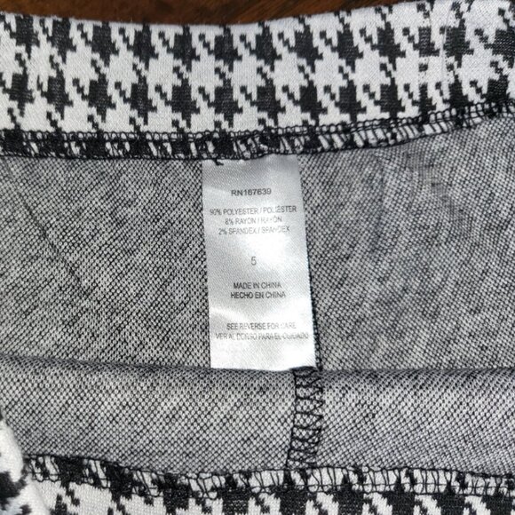 Girl's Sweater Lot w Baby GAP Houndstooth Skort Striped Pink Sweater Dress Sz 5 - Picture 6 of 13